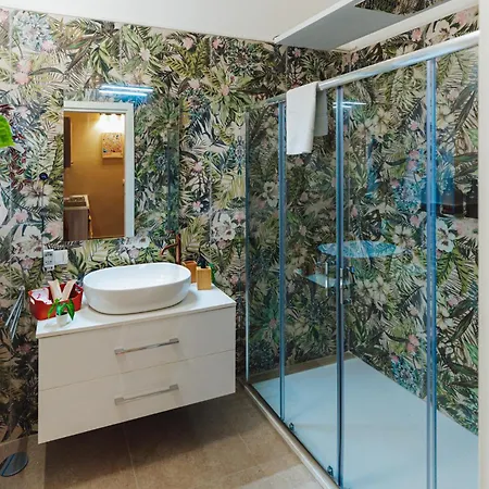 Vico12 - Doccia Al Centro Storico Apartament